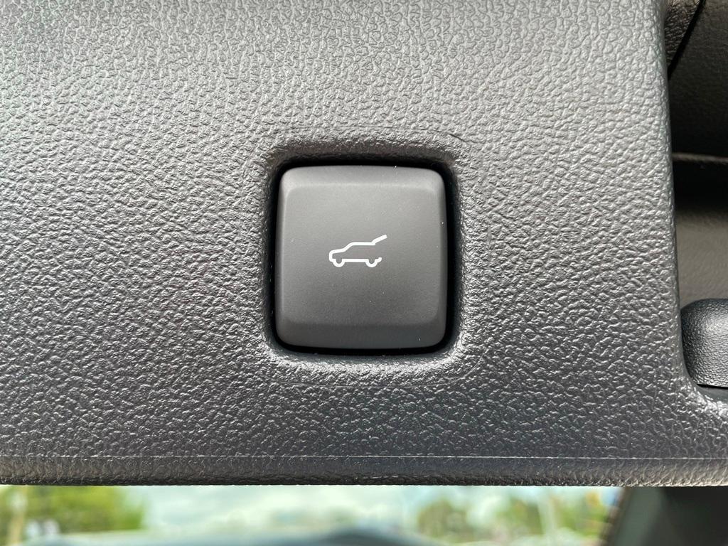 new 2025 Ford Escape car, priced at $30,998