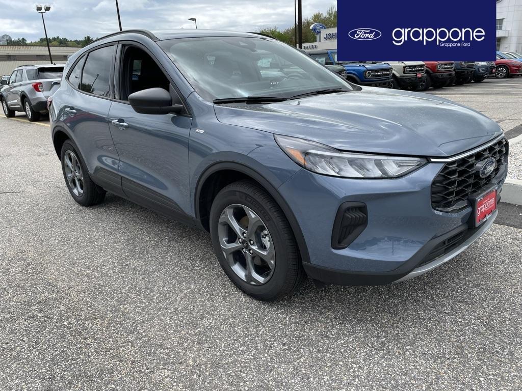 new 2025 Ford Escape car, priced at $30,998