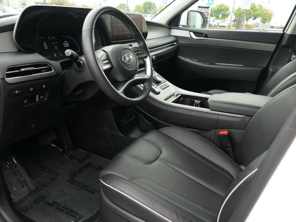 used 2023 Hyundai Palisade car, priced at $33,000