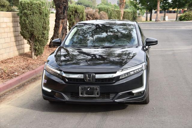 used 2019 Honda Clarity Plug-In Hybrid car, priced at $15,999