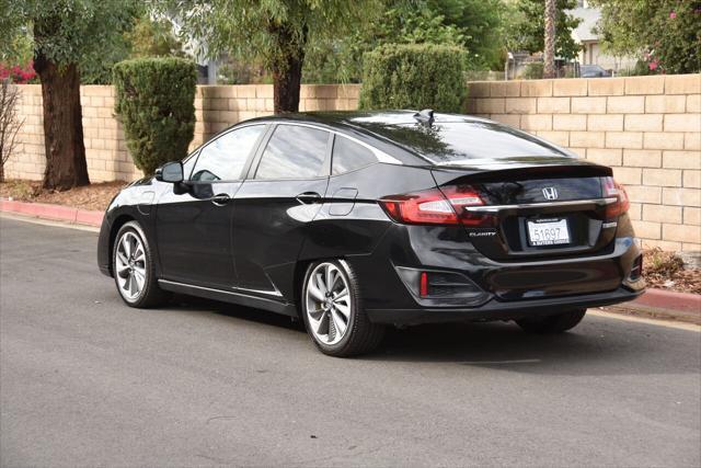 used 2019 Honda Clarity Plug-In Hybrid car, priced at $15,999