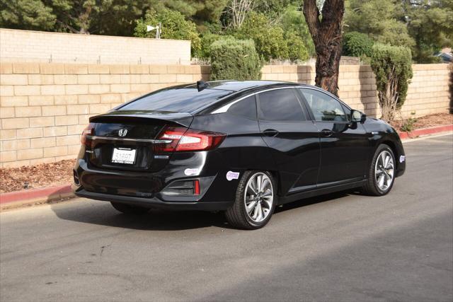 used 2019 Honda Clarity Plug-In Hybrid car, priced at $15,999