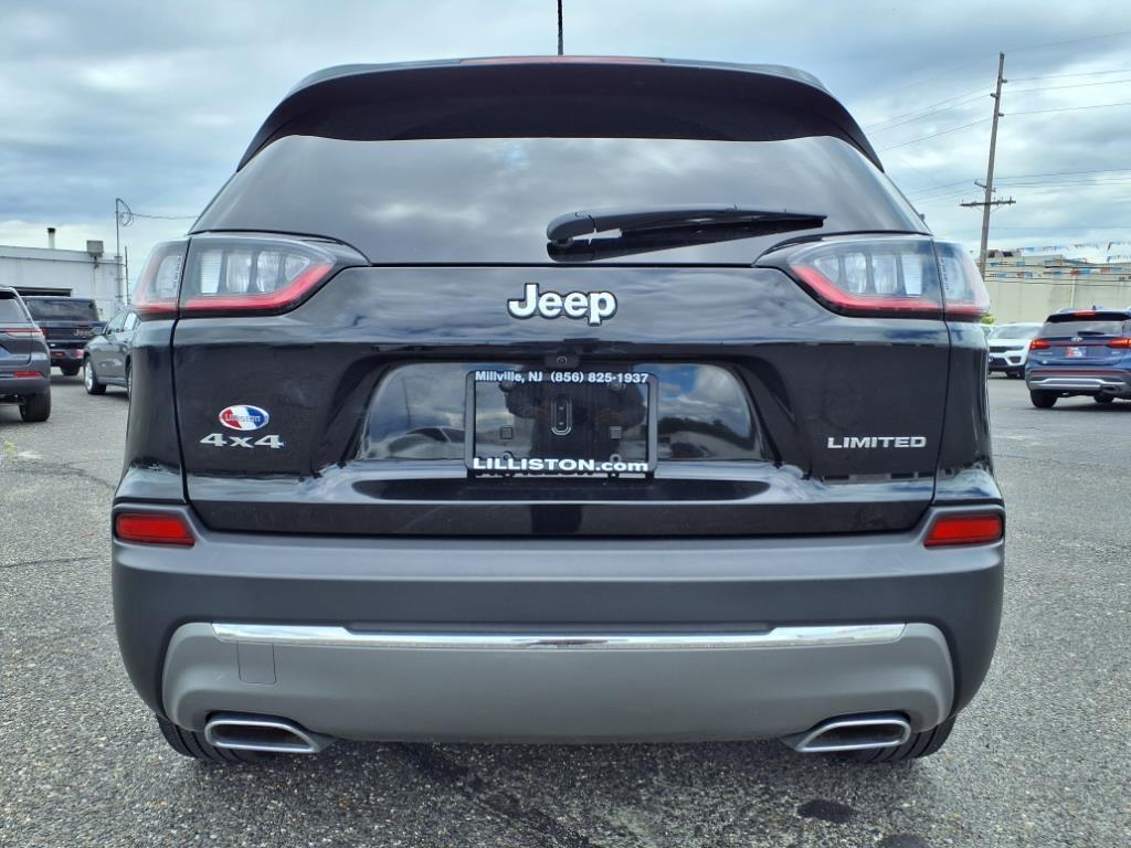 used 2022 Jeep Cherokee car, priced at $28,500