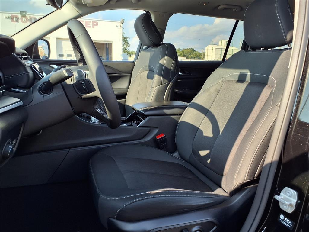used 2023 Jeep Grand Cherokee L car, priced at $28,765