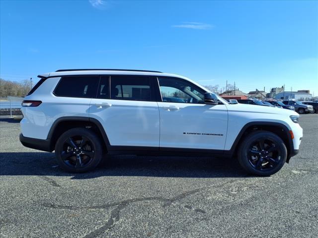 used 2022 Jeep Grand Cherokee L car, priced at $30,495