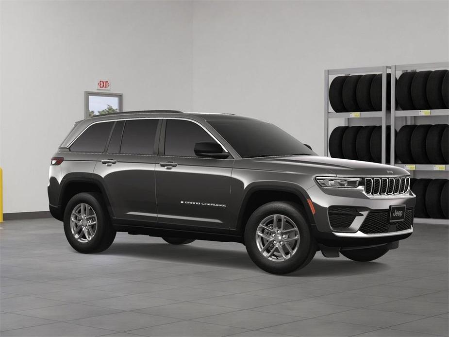 new 2024 Jeep Grand Cherokee car, priced at $38,675