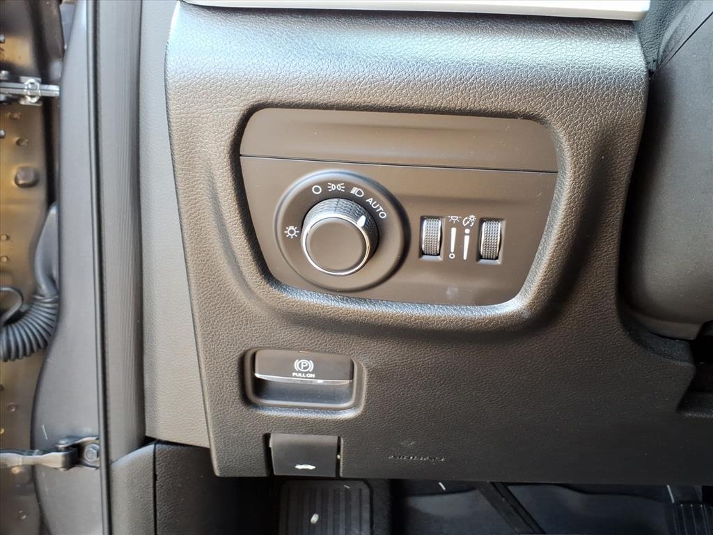 used 2023 Jeep Grand Cherokee car, priced at $34,200