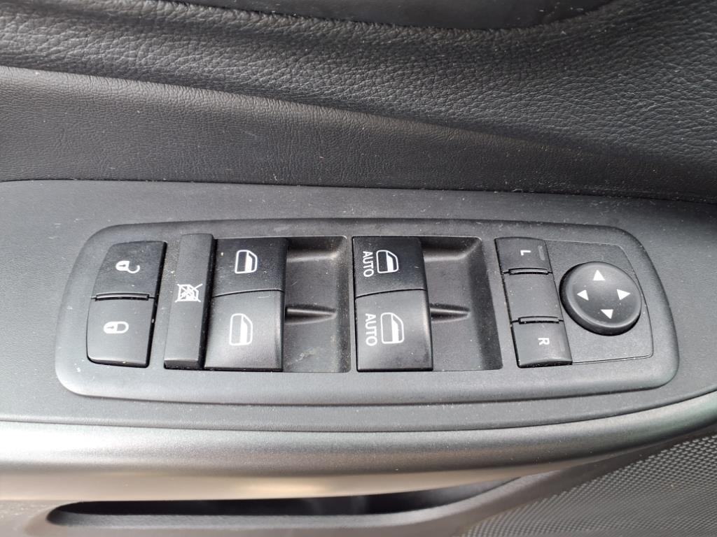 used 2019 Jeep Cherokee car, priced at $17,450