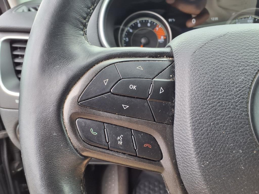 used 2019 Jeep Cherokee car, priced at $17,450