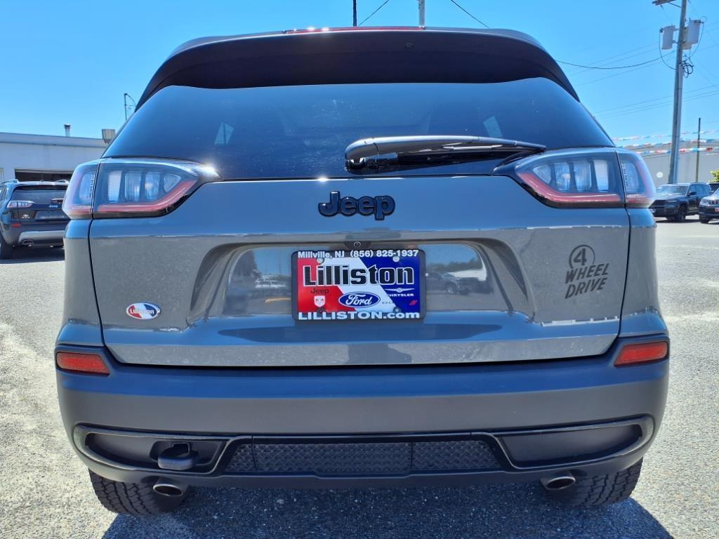 used 2022 Jeep Cherokee car, priced at $23,944