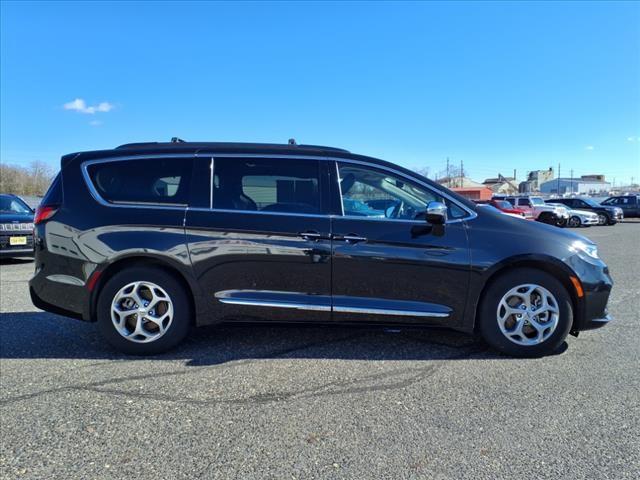 used 2023 Chrysler Pacifica car, priced at $28,195