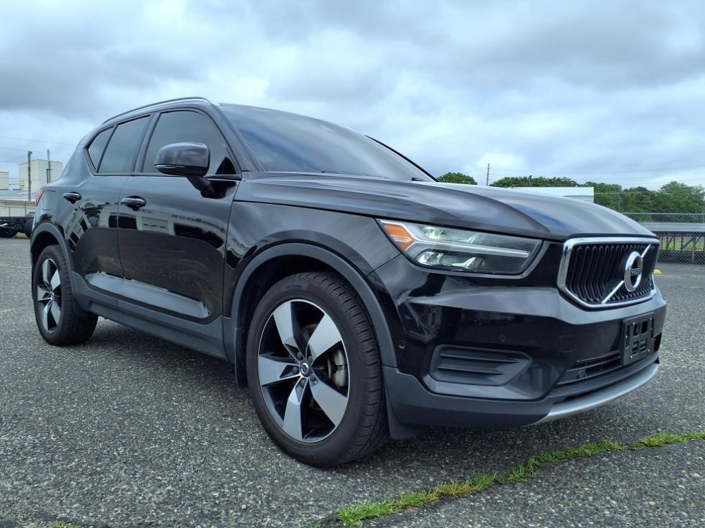 used 2019 Volvo XC40 car, priced at $19,985