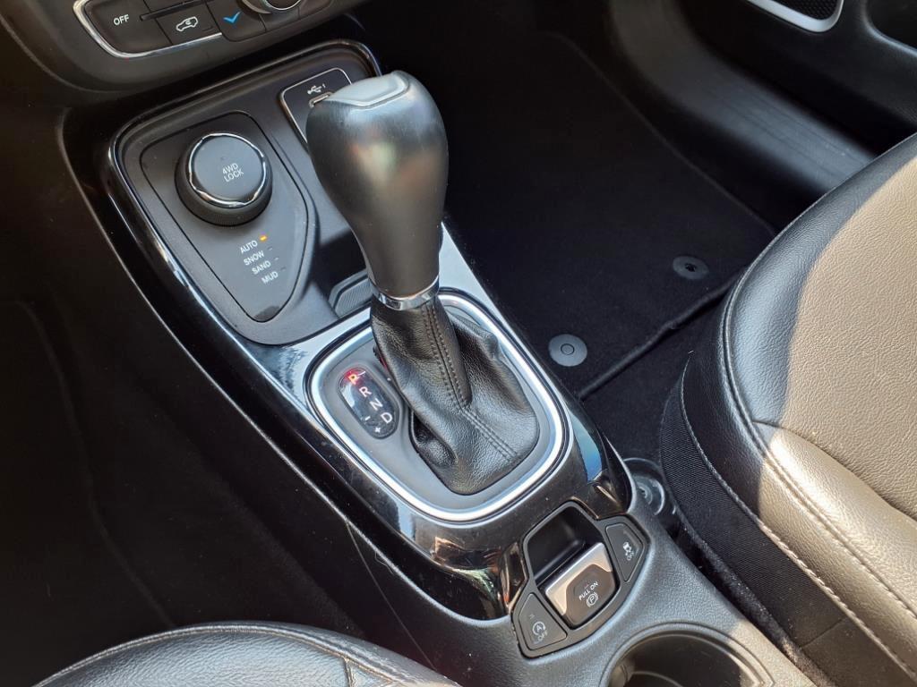 used 2019 Jeep Compass car, priced at $15,194