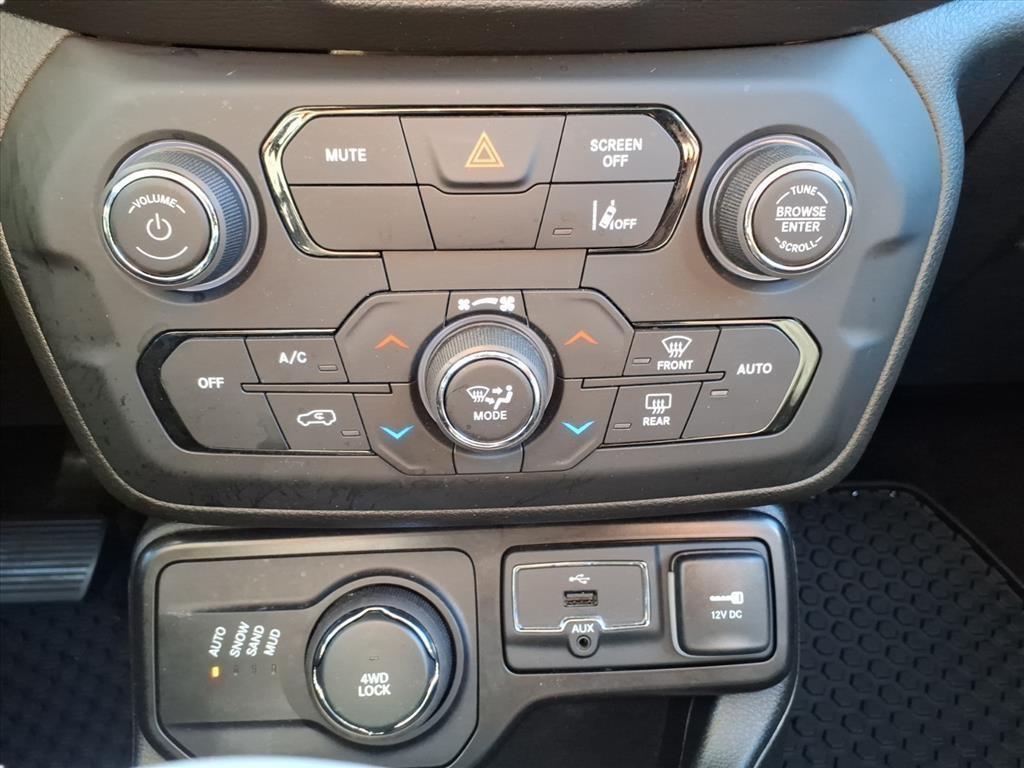 used 2022 Jeep Renegade car, priced at $21,400