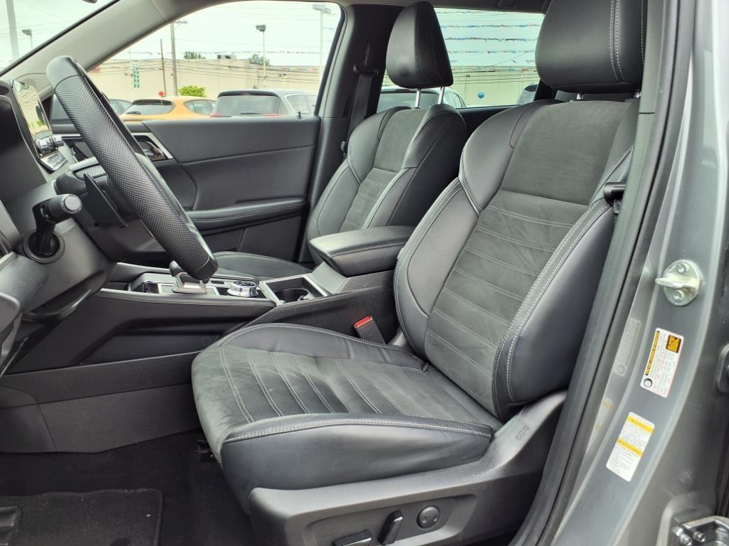 used 2023 Mitsubishi Outlander car, priced at $26,500