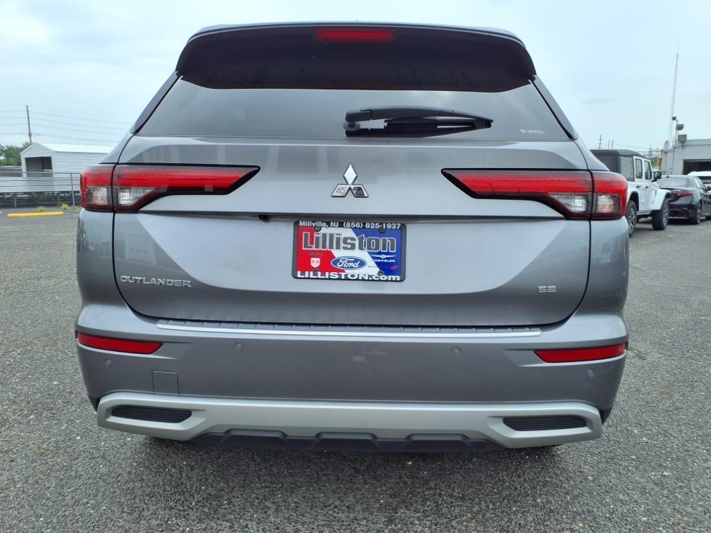 used 2023 Mitsubishi Outlander car, priced at $26,500