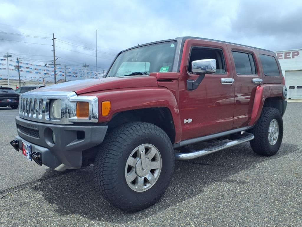 used 2010 Hummer H3 car, priced at $9,999