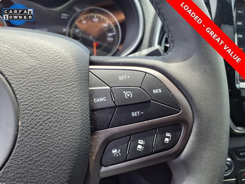 used 2022 Jeep Cherokee car, priced at $21,990