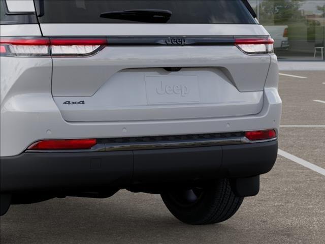 new 2025 Jeep Grand Cherokee car, priced at $44,351