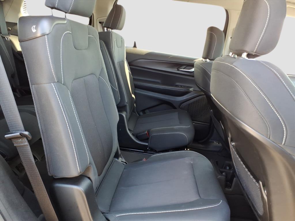 used 2023 Jeep Grand Cherokee L car, priced at $25,000