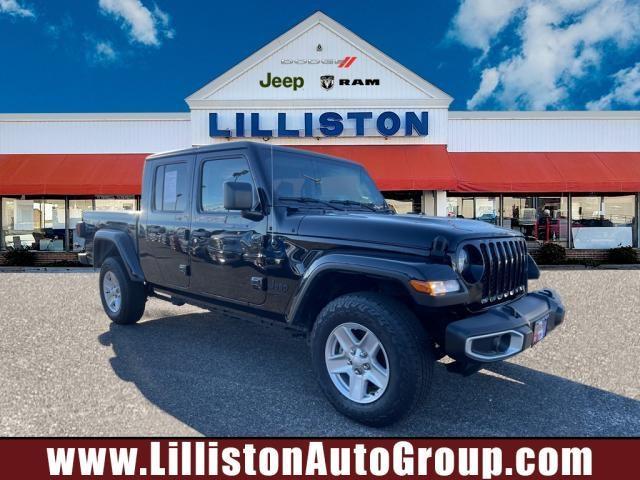 used 2022 Jeep Gladiator car, priced at $28,800