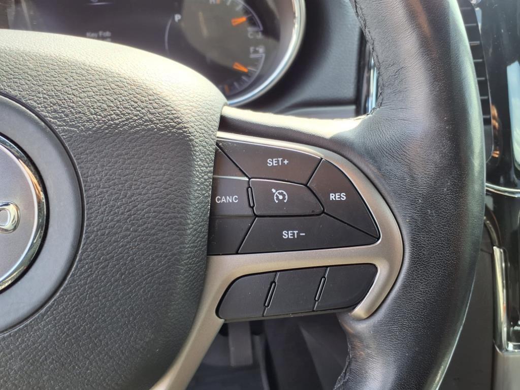used 2021 Jeep Grand Cherokee car, priced at $23,600