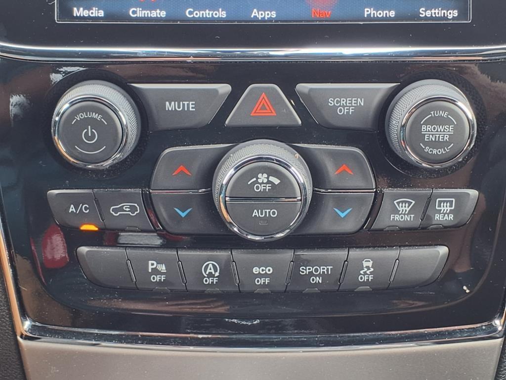 used 2021 Jeep Grand Cherokee car, priced at $32,895