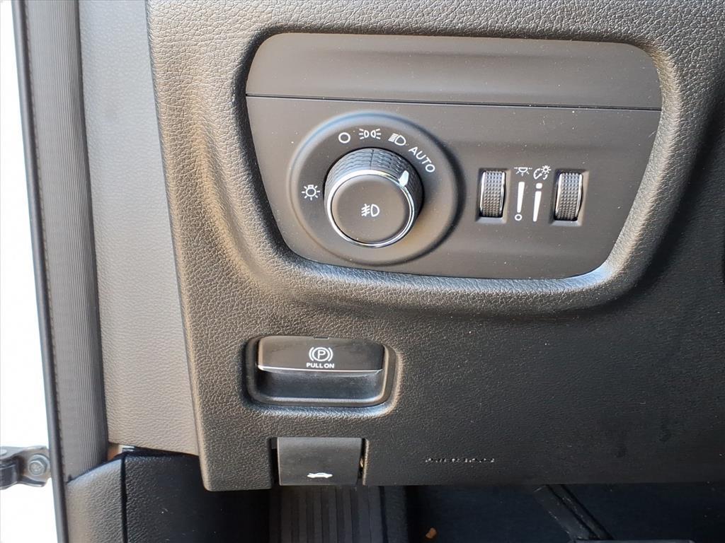 used 2023 Jeep Grand Cherokee car, priced at $32,690