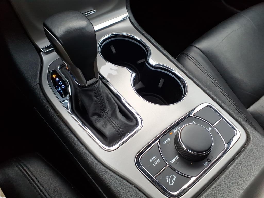 used 2021 Jeep Grand Cherokee car, priced at $25,000