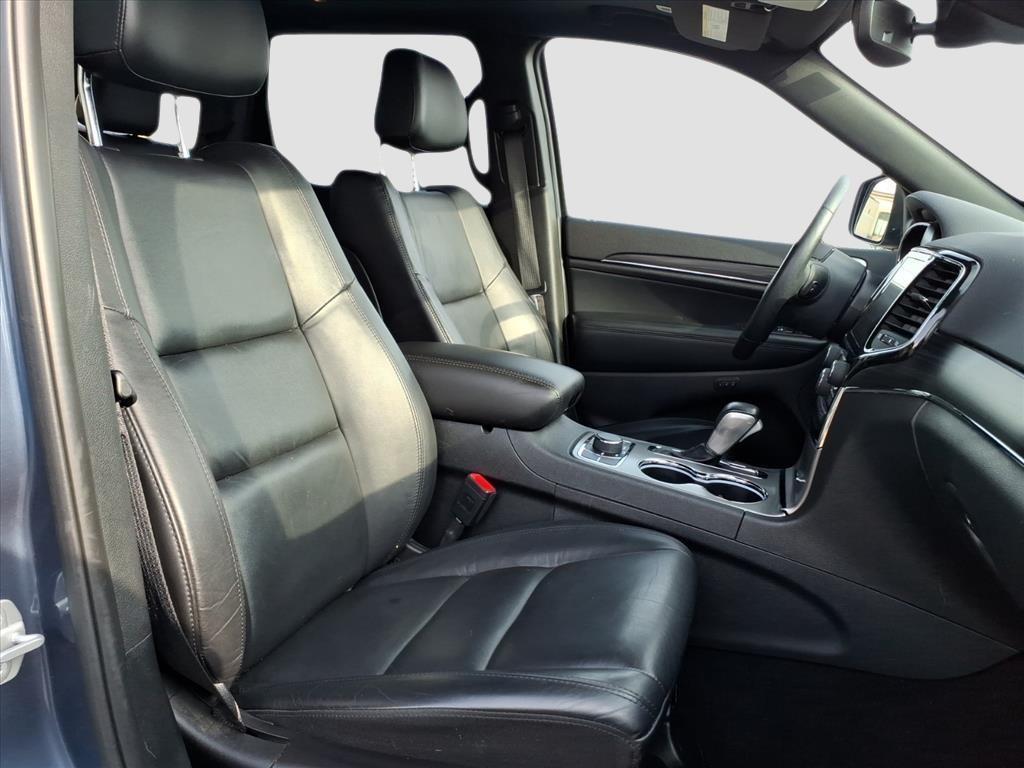 used 2021 Jeep Grand Cherokee car, priced at $25,000