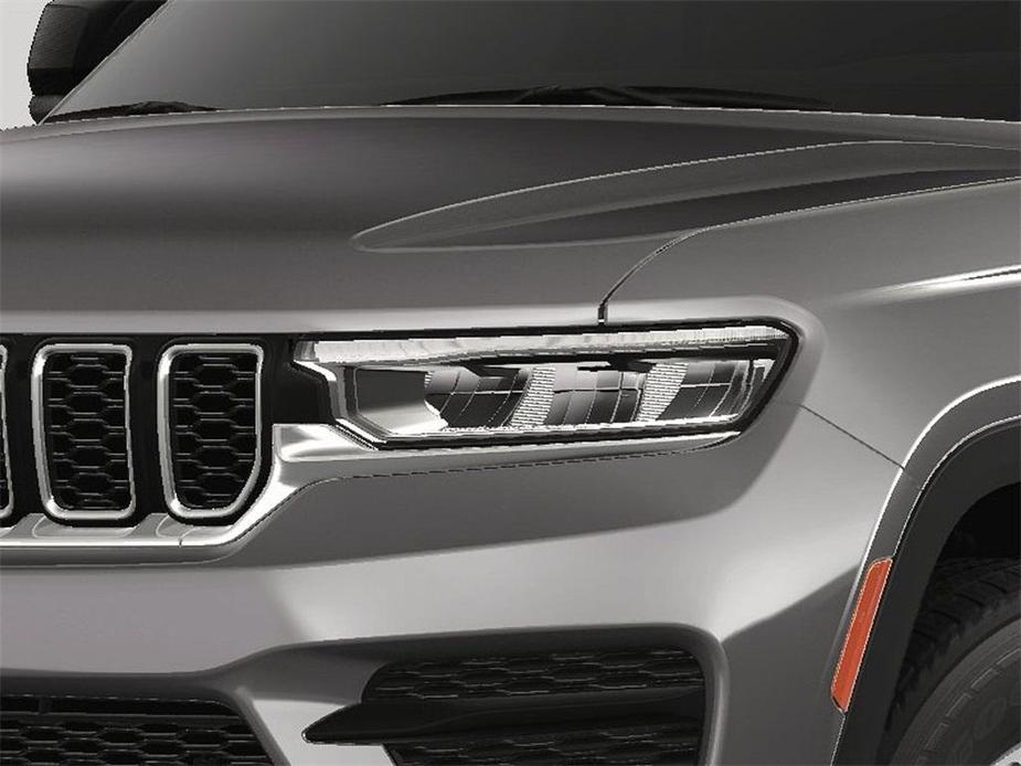 new 2024 Jeep Grand Cherokee car, priced at $37,925