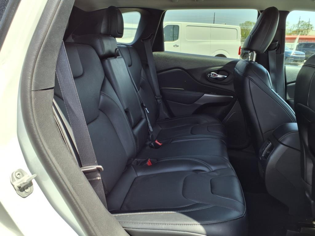 used 2022 Jeep Cherokee car, priced at $28,399