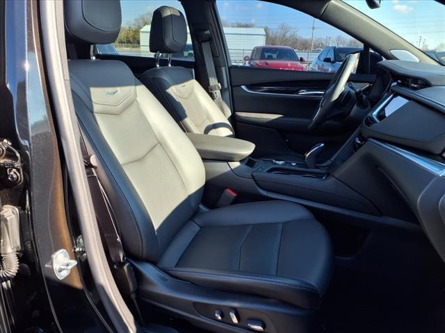 used 2024 Cadillac XT5 car, priced at $40,500