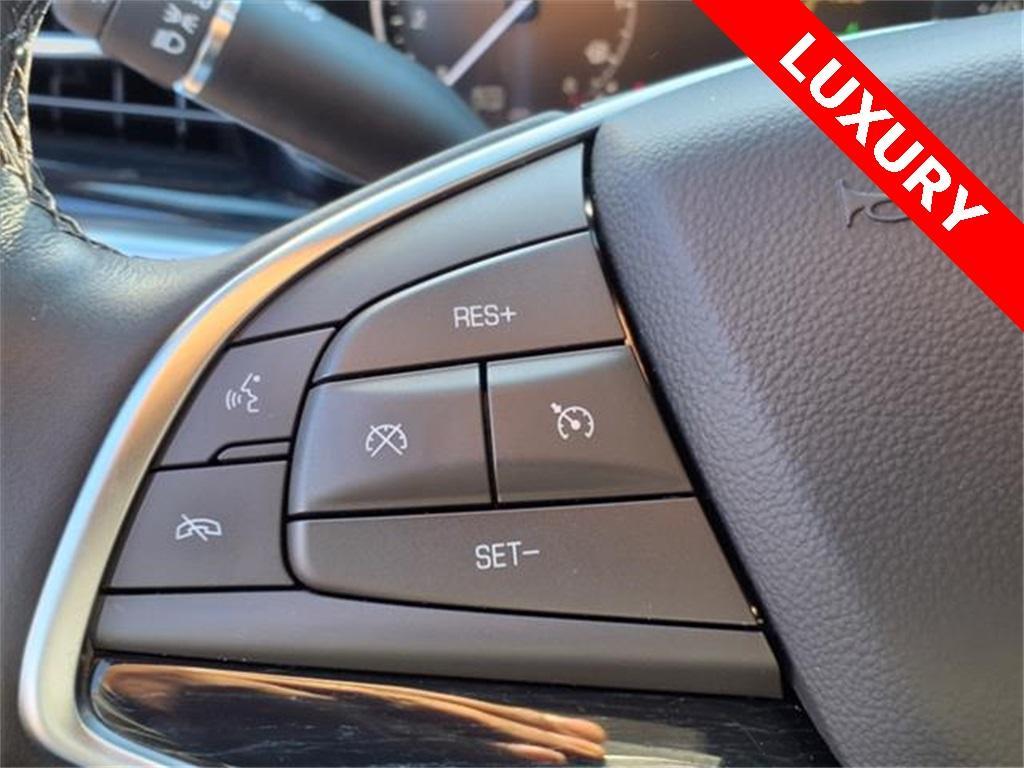 used 2024 Cadillac XT5 car, priced at $38,595