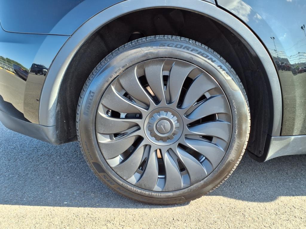 used 2024 Tesla Model Y car, priced at $33,451