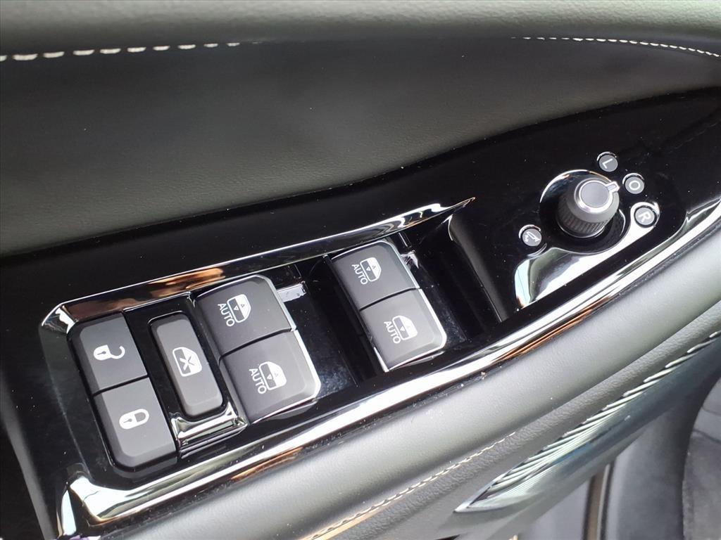 used 2022 Jeep Grand Cherokee 4xe car, priced at $32,745