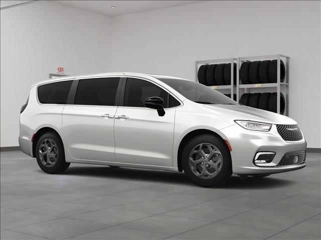 new 2024 Chrysler Pacifica car, priced at $50,600