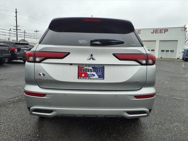 used 2024 Mitsubishi Outlander car, priced at $33,224