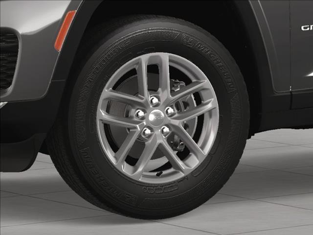 new 2025 Jeep Grand Cherokee car, priced at $38,977