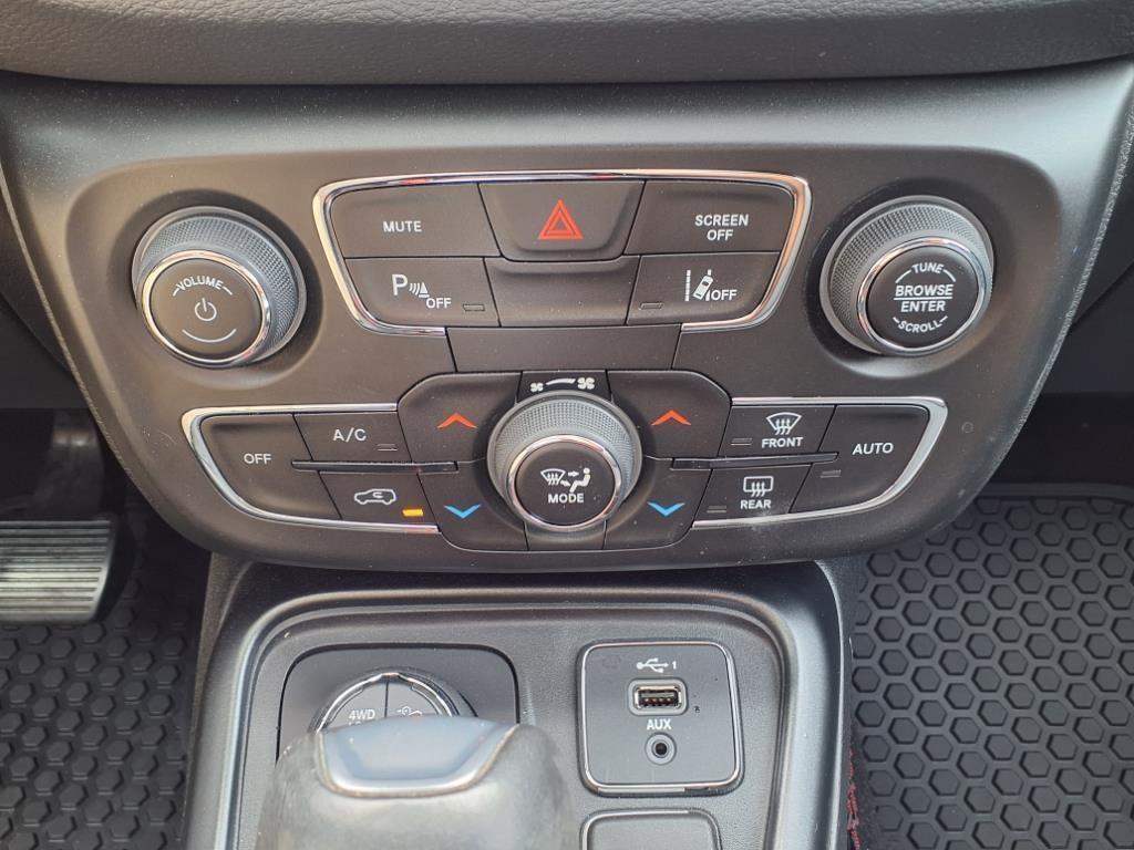 used 2021 Jeep Compass car, priced at $24,271