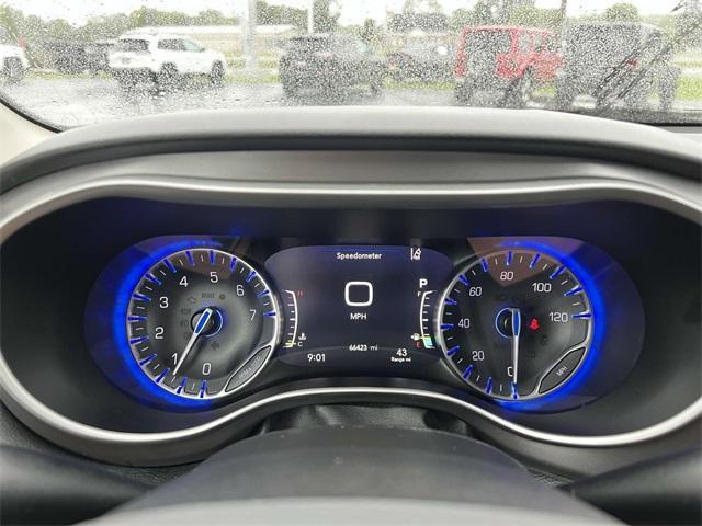 used 2023 Chrysler Pacifica car, priced at $22,500