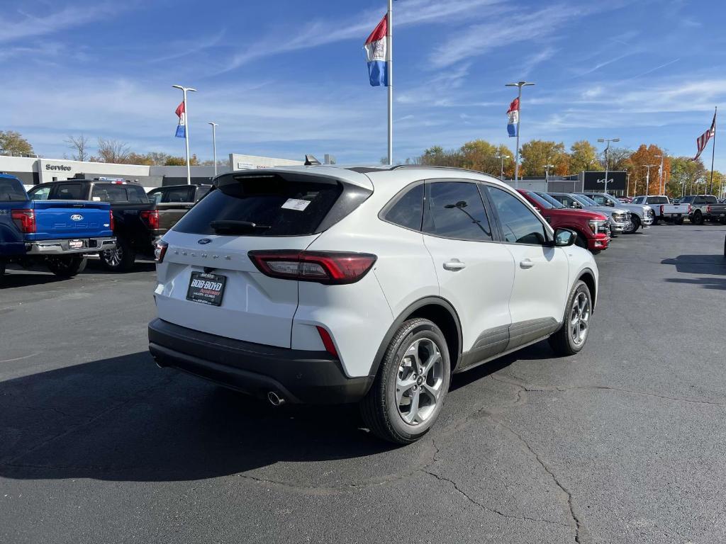 new 2025 Ford Escape car, priced at $29,120