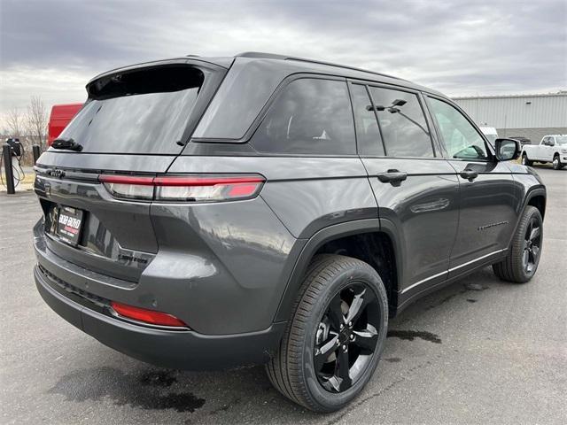 new 2025 Jeep Grand Cherokee car, priced at $53,455