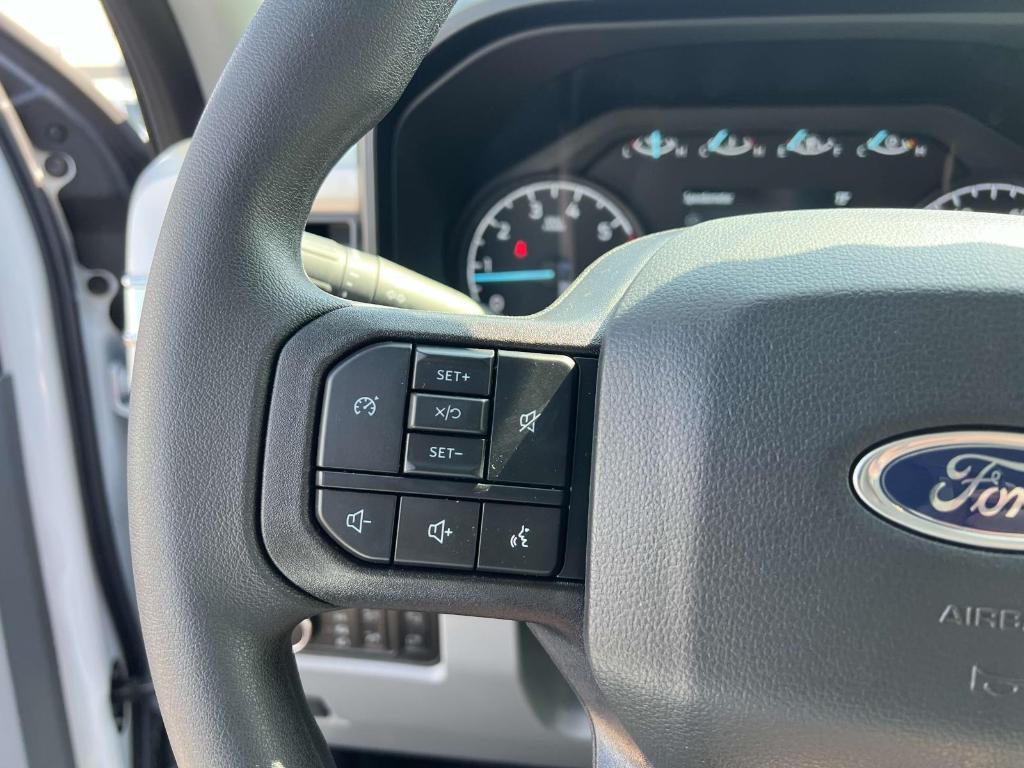 new 2025 Ford F-250 car, priced at $61,660