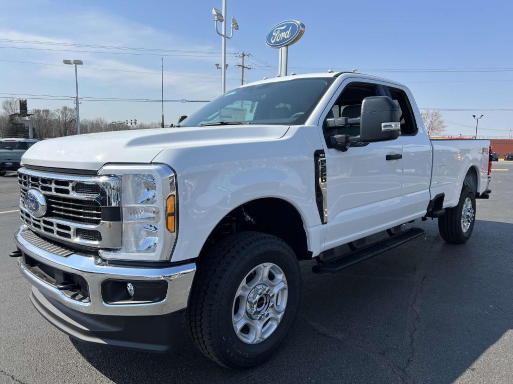 new 2025 Ford F-250 car, priced at $61,660
