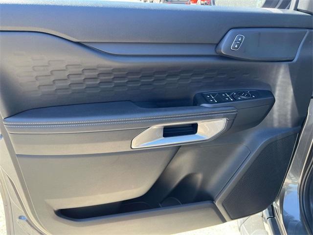 new 2025 Ford Ranger car, priced at $40,180