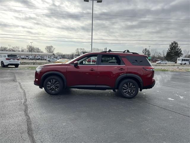 used 2022 Nissan Pathfinder car, priced at $28,000