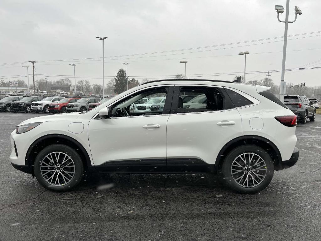 new 2025 Ford Escape car, priced at $39,204