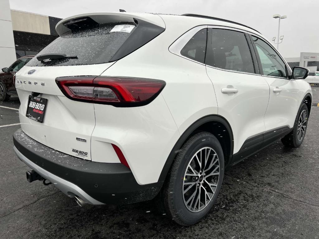 new 2025 Ford Escape car, priced at $39,204