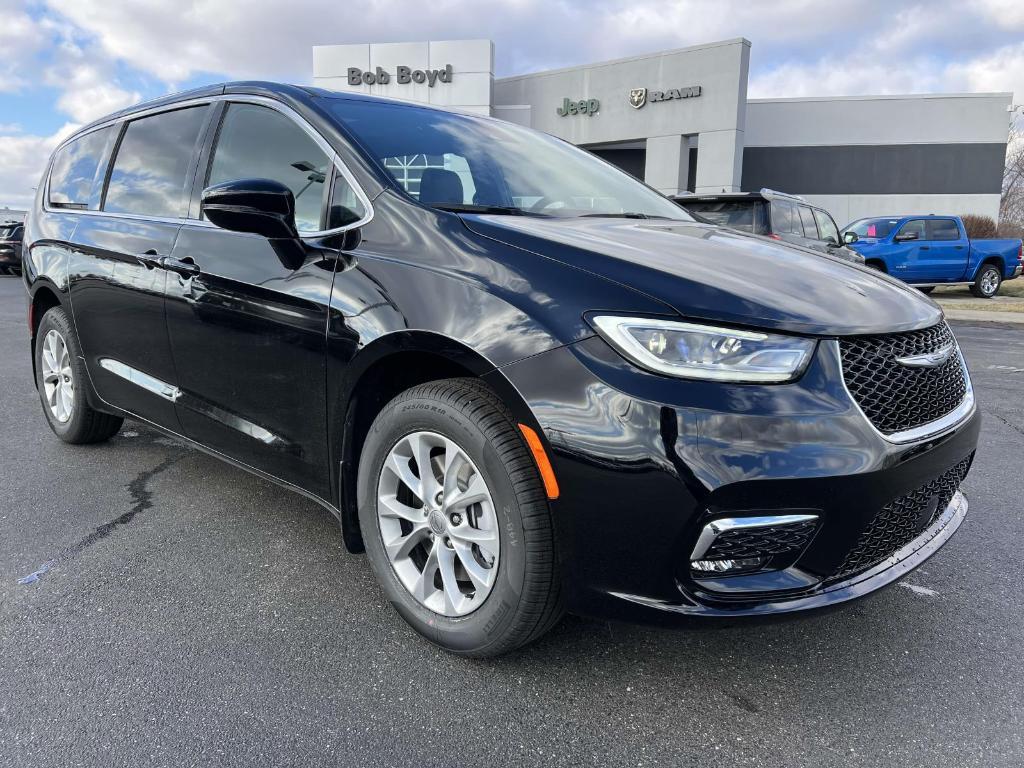 new 2025 Chrysler Pacifica car, priced at $49,210